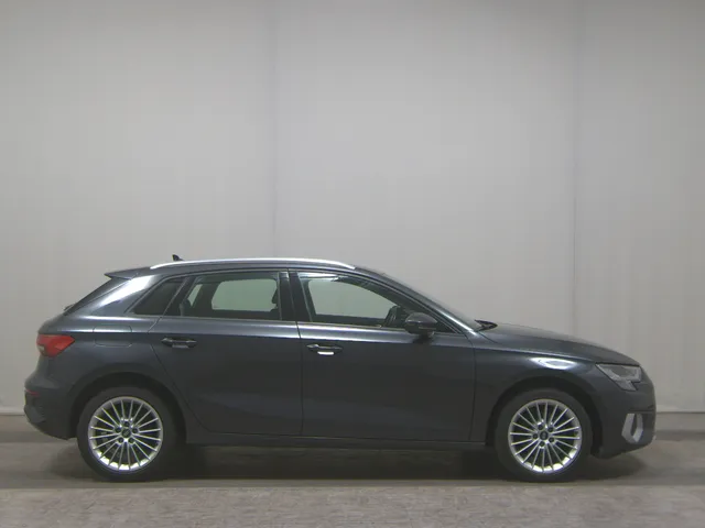 Audi A3 Sportback 30 TFSI advanced