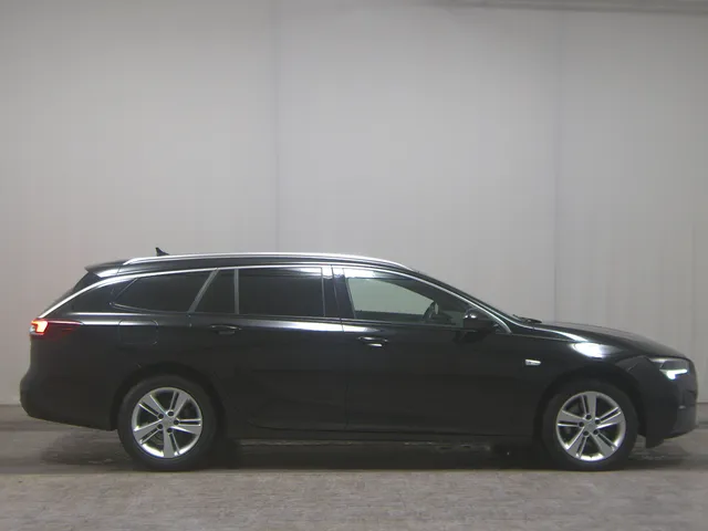 Opel Insignia ST 2.0 D Business Ed.
