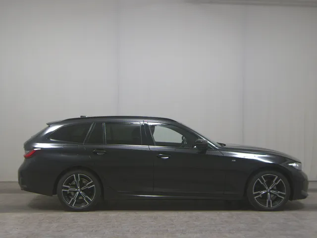 BMW 320dA Touring M-Sport