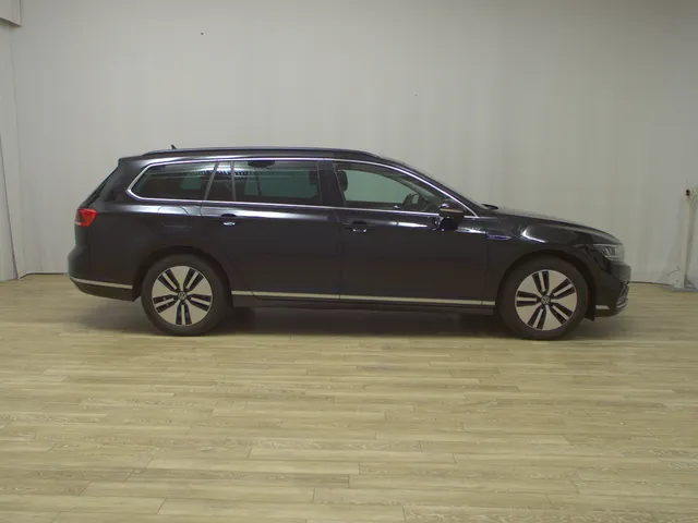 Volkswagen Passat Variant GTE 1.4 TSI