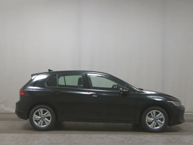 Volkswagen Golf-8 2.0 TDI Life
