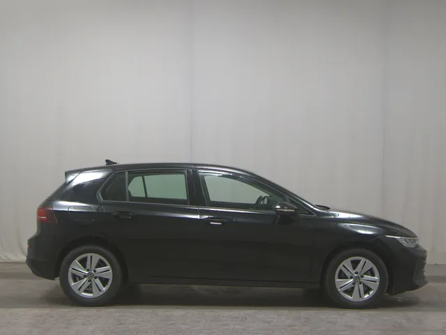 Volkswagen Golf-8 2.0 TDI Life