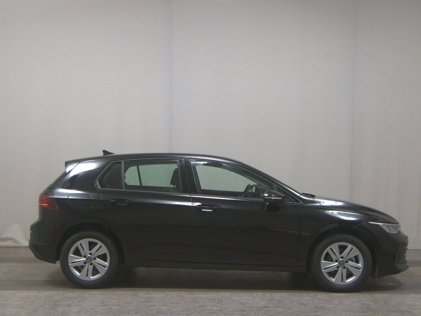 Volkswagen Golf-8