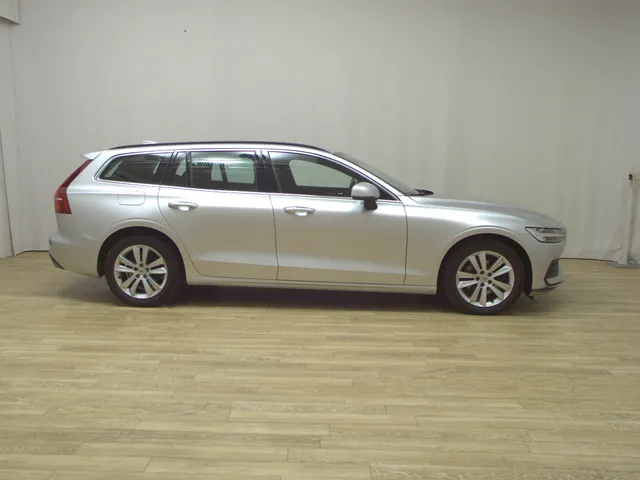 Volvo V60 B4 D Momentum
