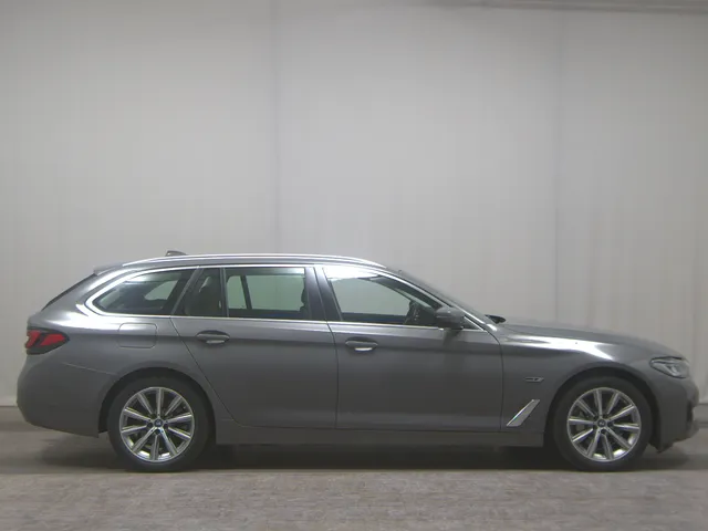 BMW 530e Touring