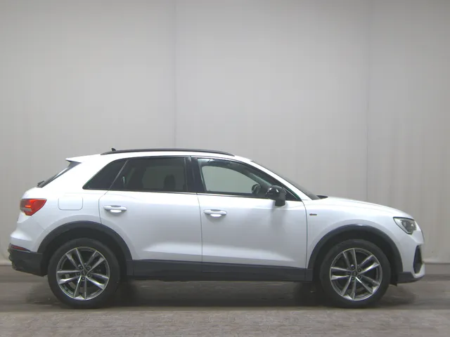Audi Q3 40 TDI Qu. S-Line Optik-Paket