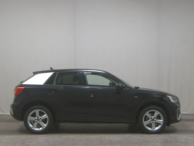 Audi Q2 30 TFSI S-Line