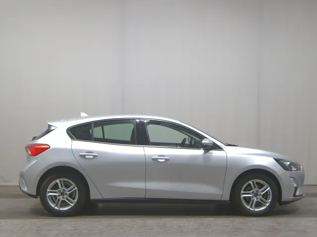 Ford Focus 1.5 EB Cool&Connect