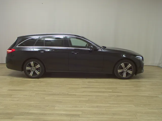 Mercedes-Benz C 180 T Avantgarde