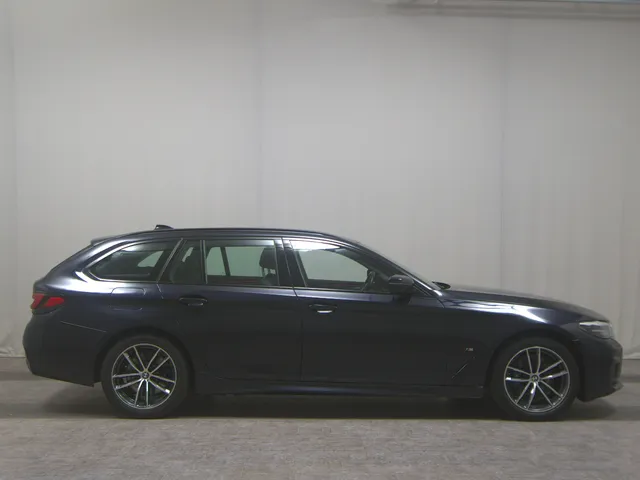 BMW 530e Touring M-Sport