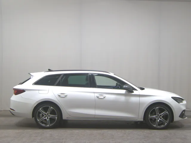 Seat Leon Sportstourer 2.0 TDI FR-Line