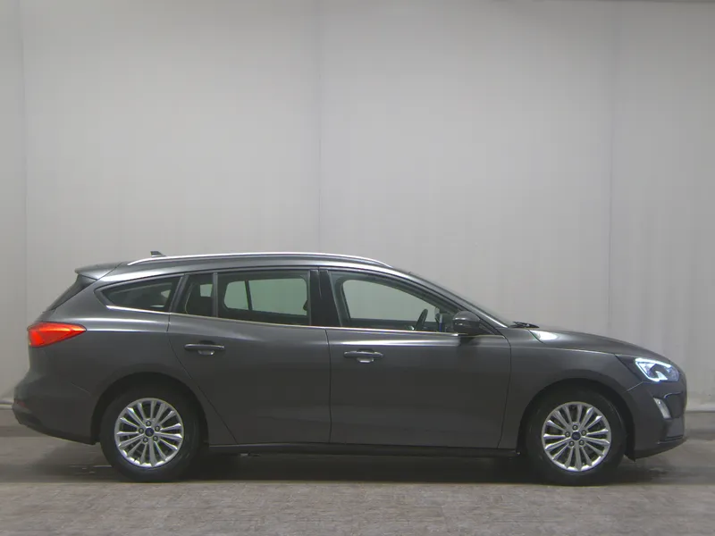 Ford Focus Turnier 1.5 EB Titanium
