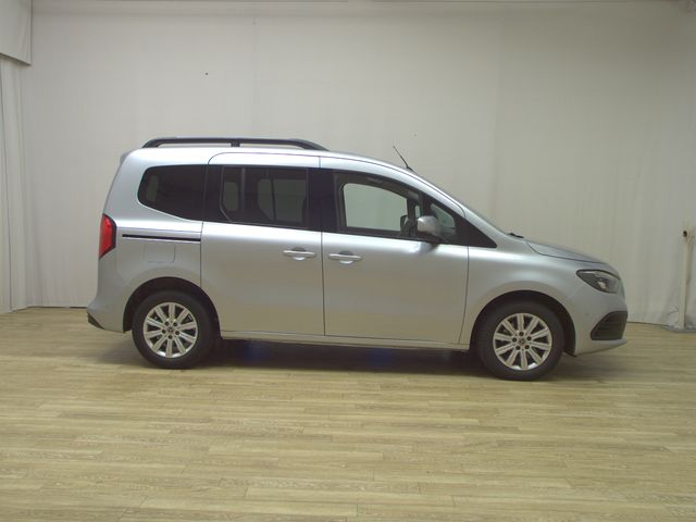 MERCEDES-BENZ T 180 D Progressive T-Leder Navi LED RFK SHZ