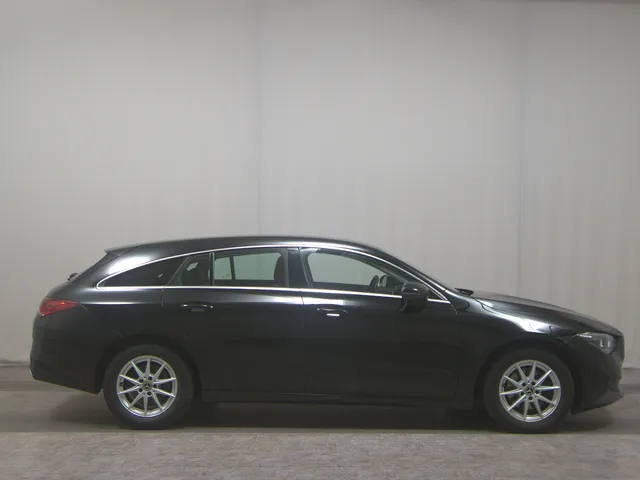 Mercedes-Benz CLA 180 SB d Progressive