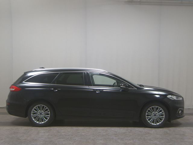 FORD Mondeo Turnier 2.0 EB Titanium Navi LED AHK RfK