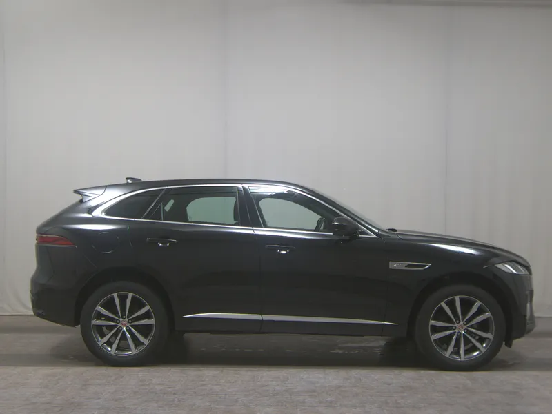 Jaguar F-Pace D 200 AWD R-Dynamic