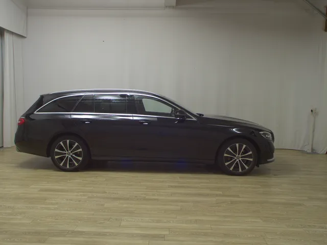 Mercedes-Benz E 300 T e Avantgarde