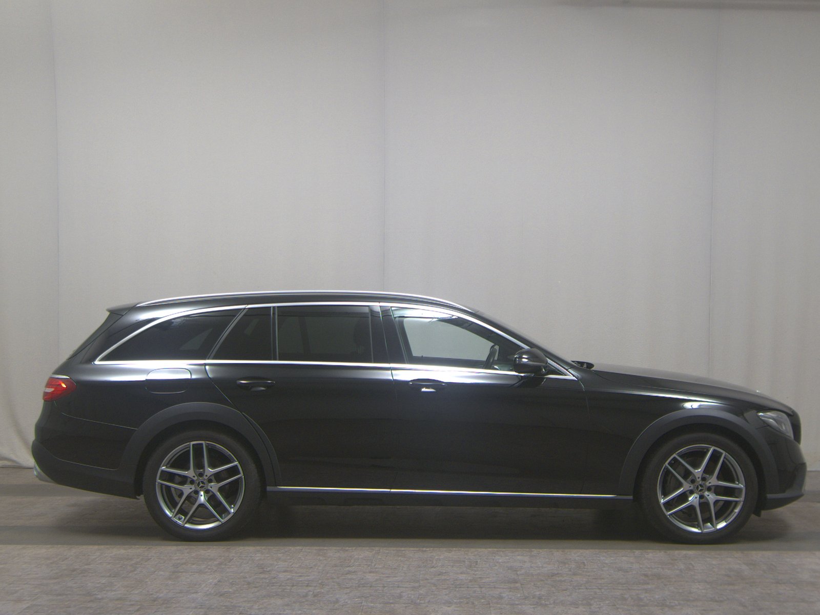 Mercedes-Benz E 220 T d