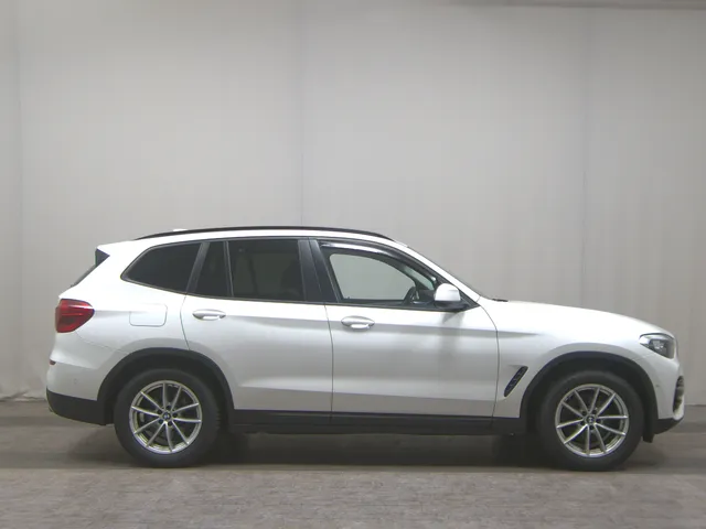 BMW X3 xDrive20d Advantage