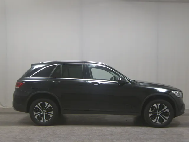 Mercedes-Benz GLC 300 de 4M
