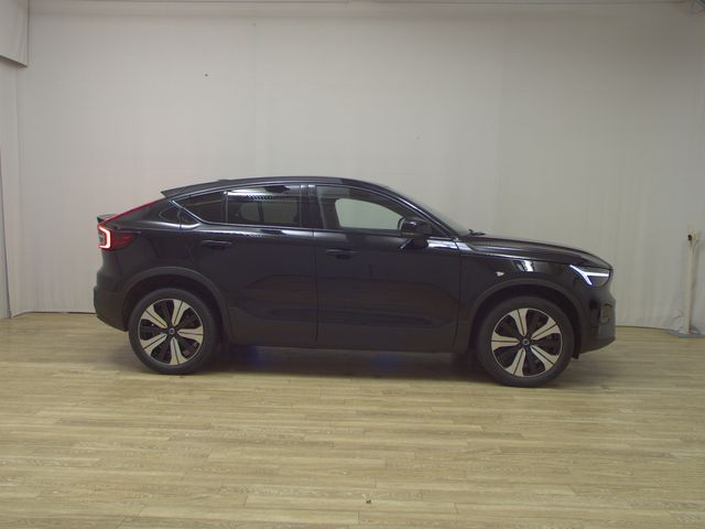 VOLVO C40 Recharge Pure Navi LED Pano Kamera