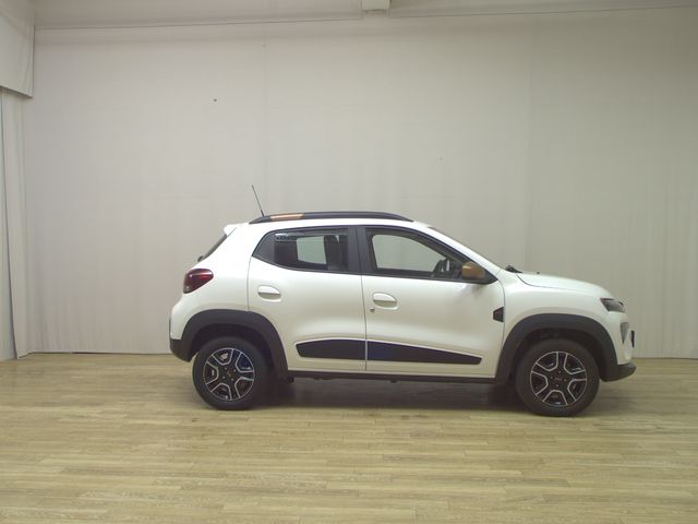 DACIA Spring Electric Extreme Leder Navi LED RFK