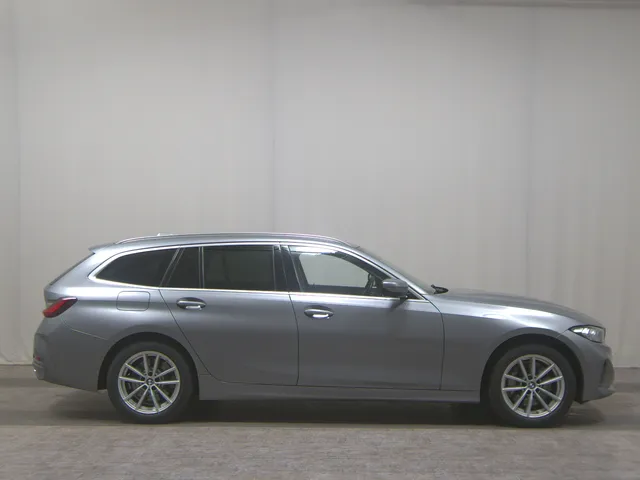 BMW 330iA Touring xDr
