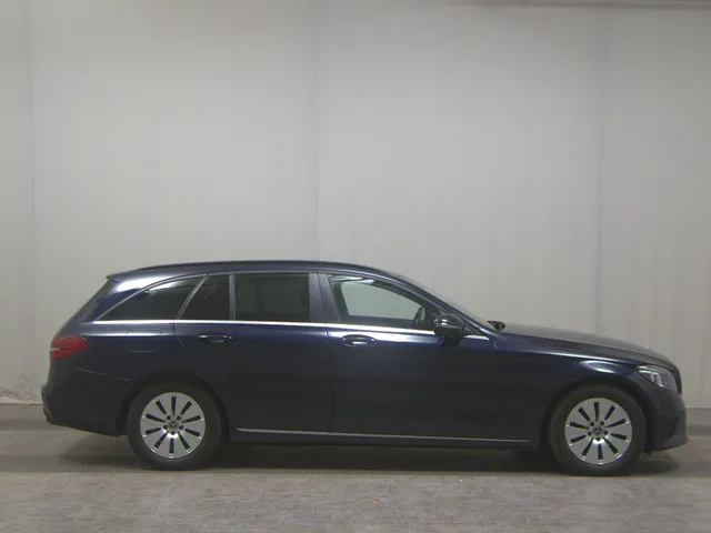 Mercedes-Benz C 200 T d