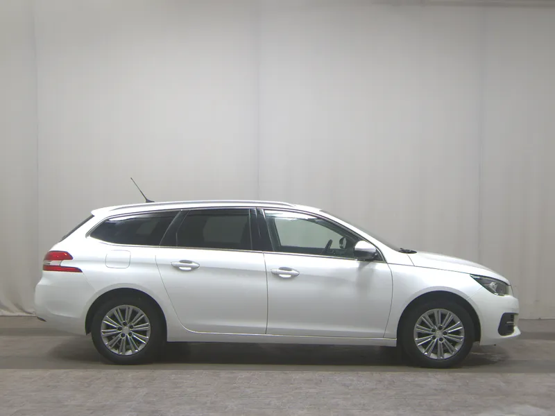 Peugeot 308 1.5 BlueHDI Allure