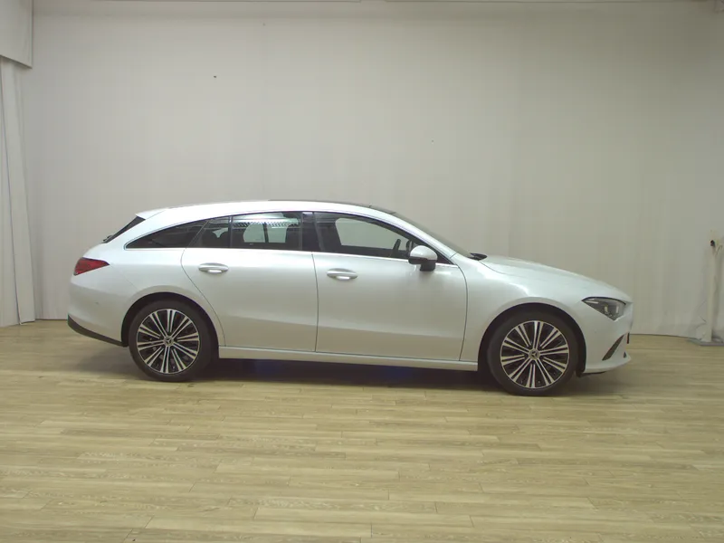 Mercedes-Benz CLA 180 SB d Navi MB-LED MBUX Pano - fotografija vozila