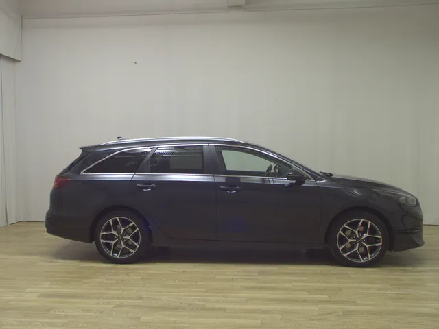 Kia Ceed cee'd Sportswagon 1.6 CRDI Platinum