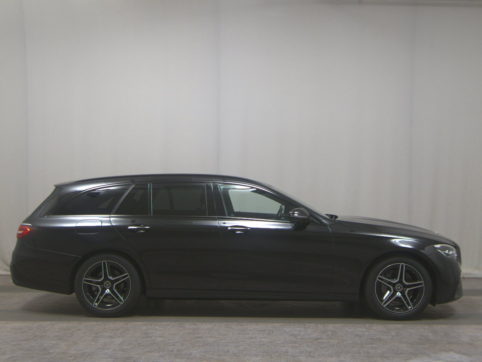 Mercedes-Benz E 220 T d
