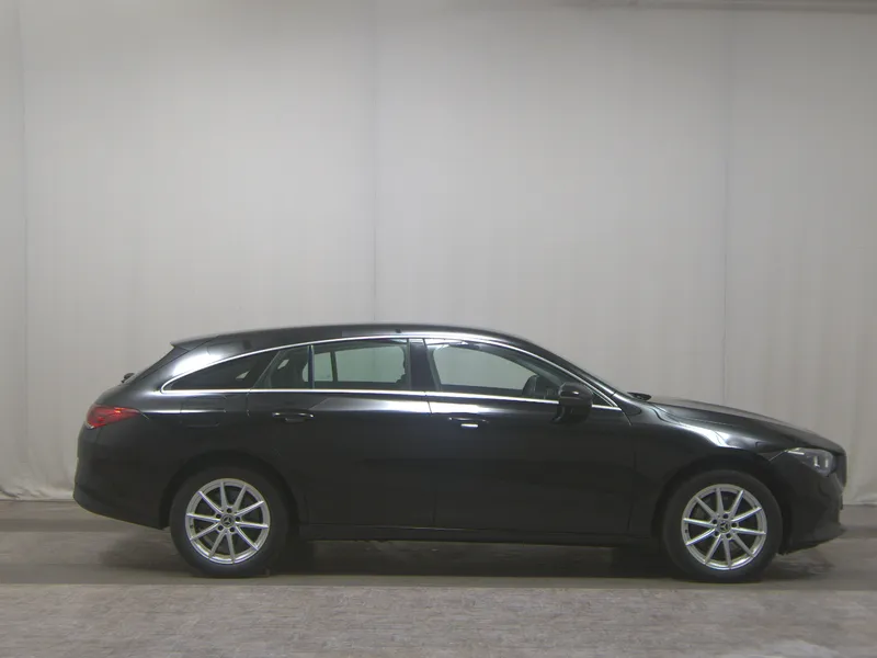 Mercedes-Benz CLA 250 Shooting Brake e T-Leder Navi LED MBUX - fotografija vozila