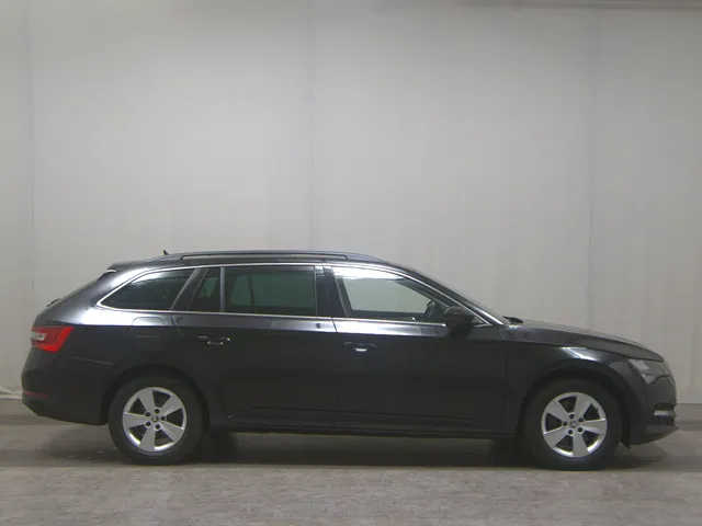 Skoda Superb Kombi 2.0 TDI Ambition