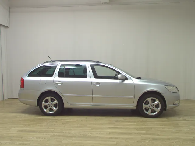 Skoda Octavia Kombi 2.0 TDI Ambition