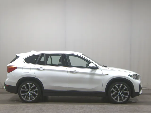 BMW X1 xDrive25e Advantage