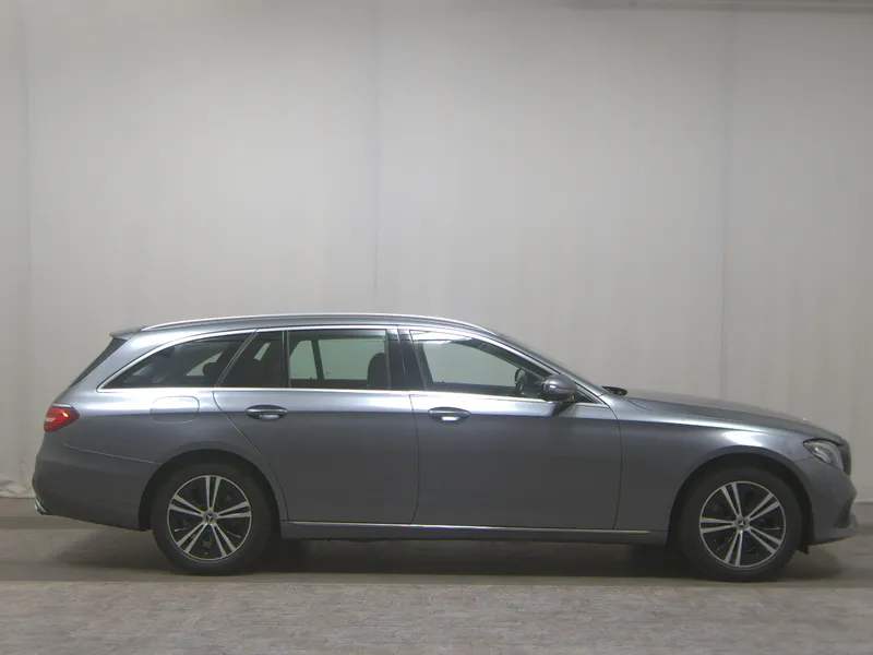 Mercedes-Benz E 220 T d Avantgarde