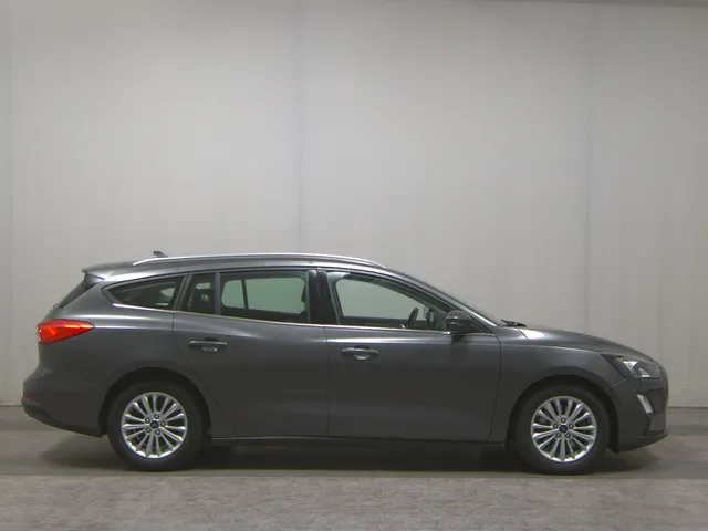 Ford Focus Turnier 1.5 EB Titanium