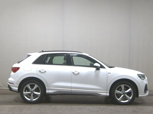 Audi Q3 45 TFSI e S-Line