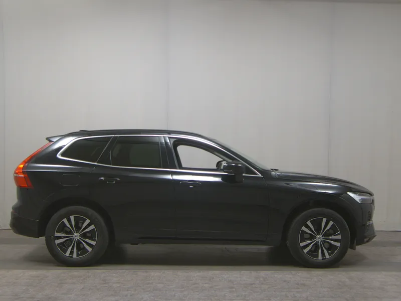 Volvo XC60 B4 Momentum Pro