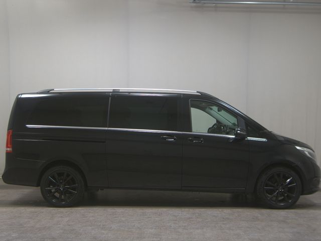 MERCEDES-BENZ V 250 D Avantgarde 8-Sitze Leder Navi LED AHK