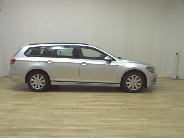 Volkswagen Passat Variant 1.6 TDI Trendline