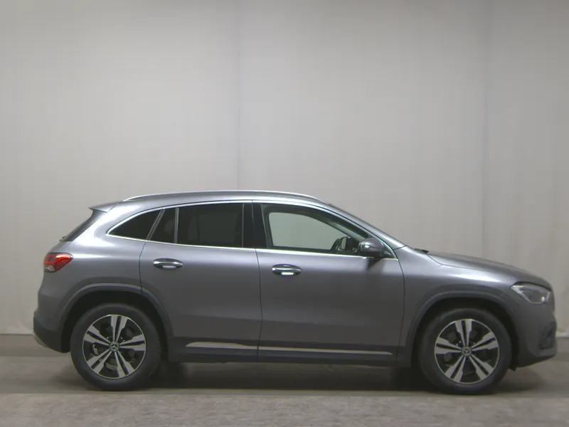 Mercedes-Benz GLA 220 d 4M Progressive