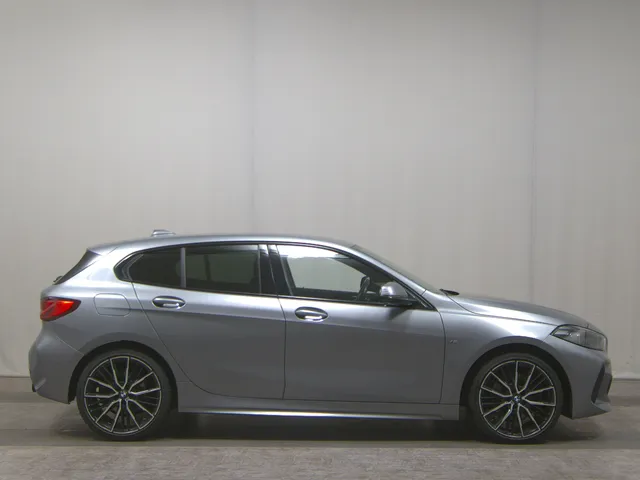 BMW 120iA M-Sport Shadow
