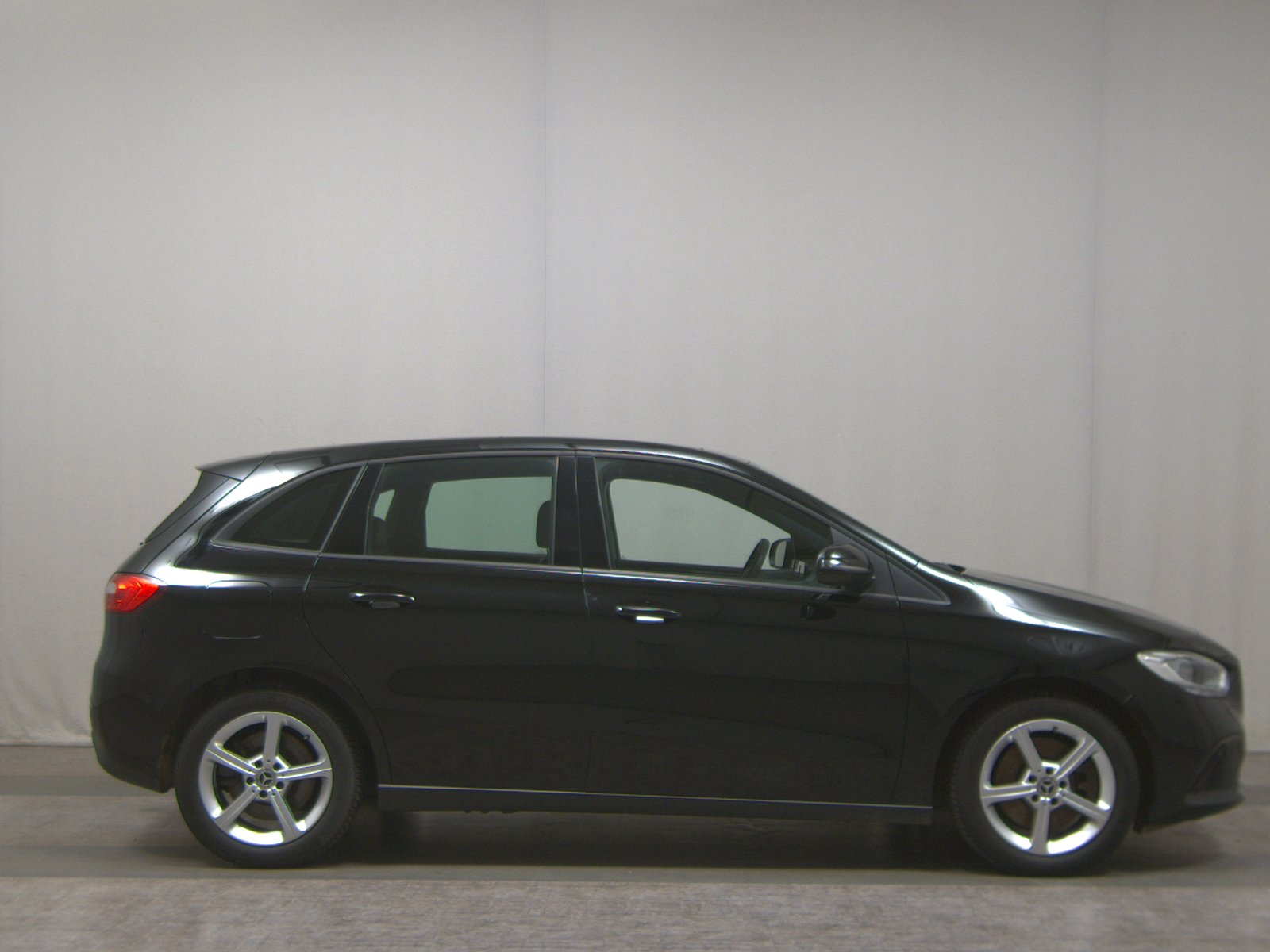 Mercedes-Benz B 250 e