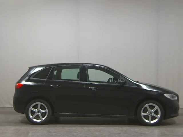 Mercedes-Benz B 250 e