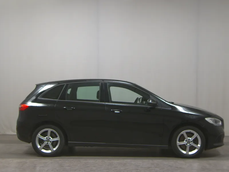 Mercedes-Benz B 250 e
