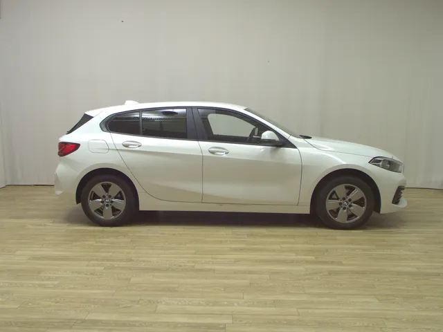 BMW 118i Advantage