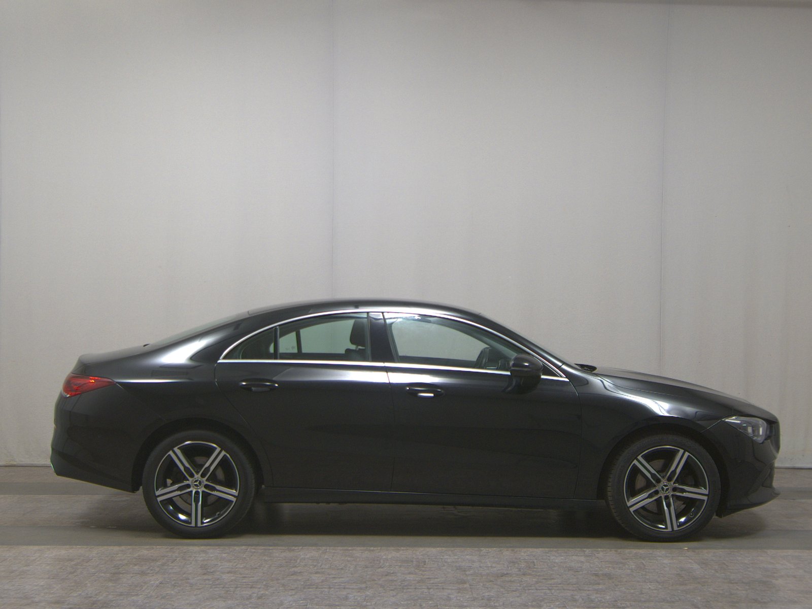 Mercedes-Benz CLA 220