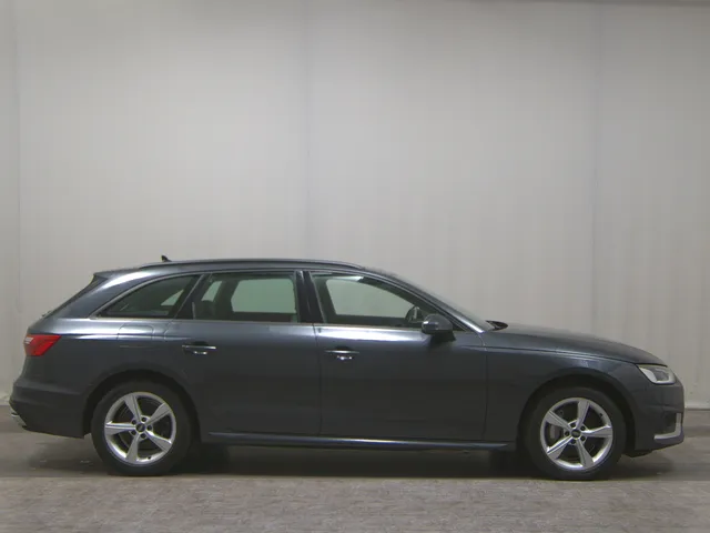 Audi A4 Avant 40 TDI advanced